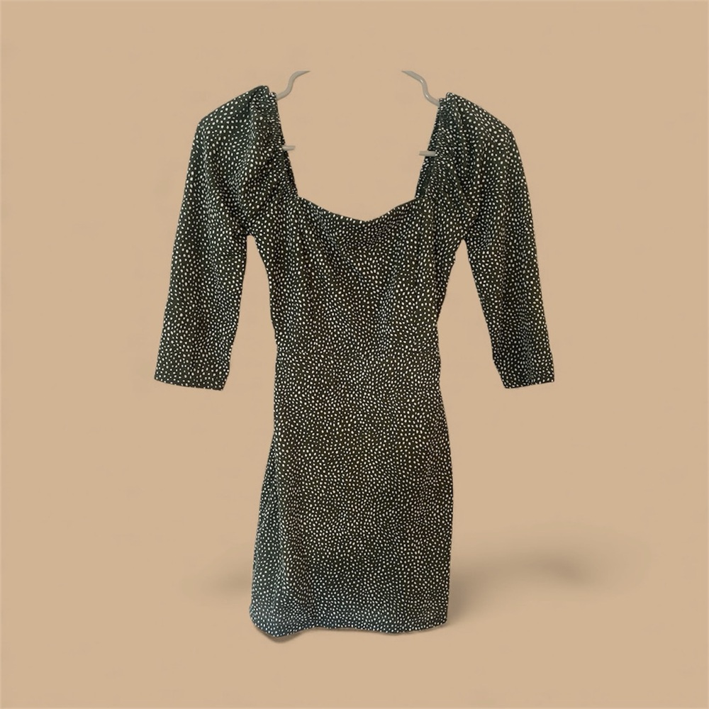 Leith Green and White Long Sleeve Dress